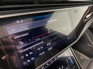 AUDI Q8 quattro S-Line HUD Pano Klima