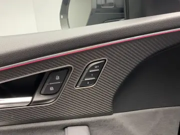 AUDI Q8 quattro S-Line HUD Pano Klima