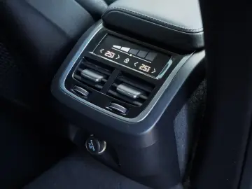 Volvo V60 D4 Geartronic Inscription