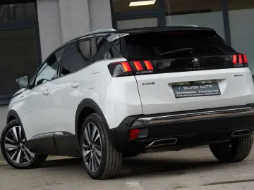 Peugeot 3008 PHEV EAT8 4X4 GT Pack