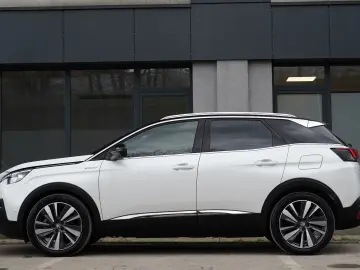 Peugeot 3008 PHEV EAT8 4X4 GT Pack