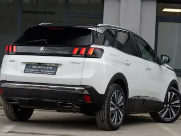Peugeot 3008 PHEV EAT8 4X4 GT Pack