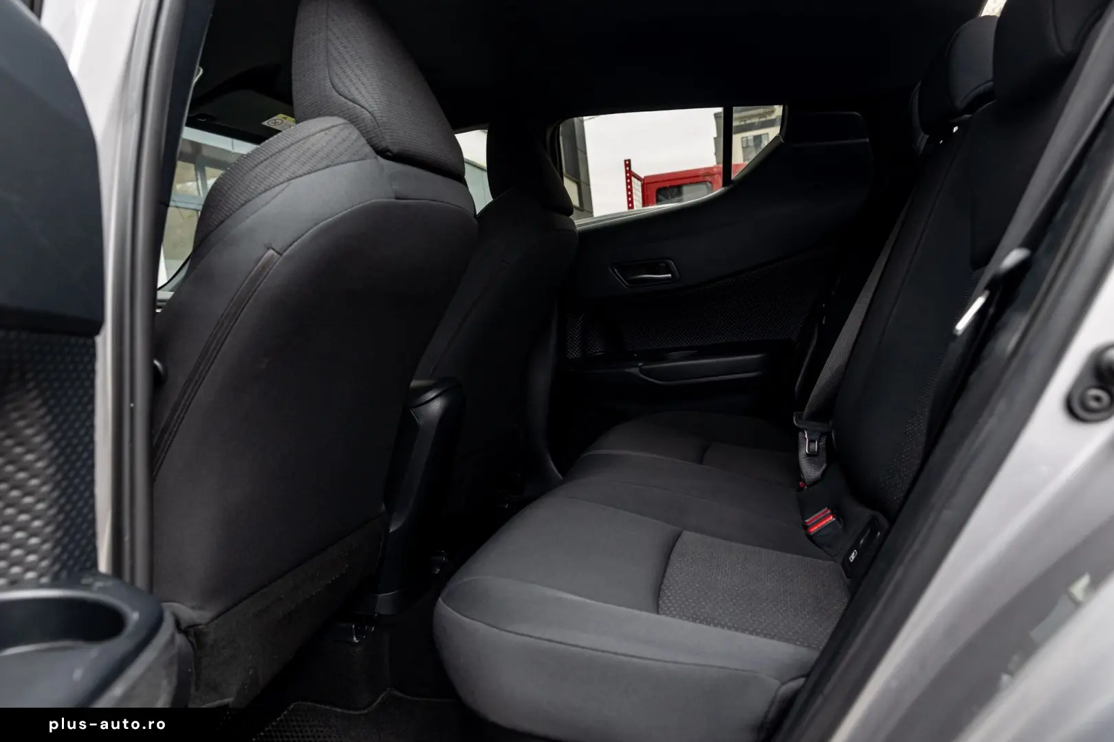 Toyota C-HR 1.8 HSD 122 CP 4x2 CVT C-lassy