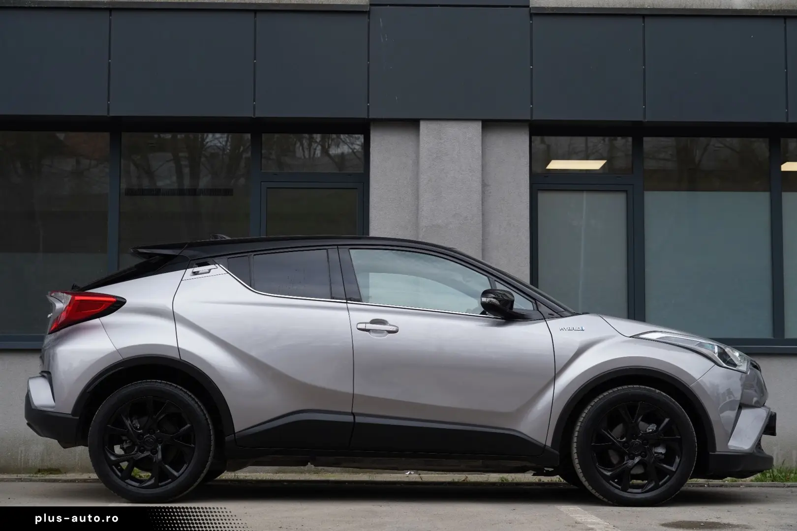 Toyota C-HR 1.8 HSD 122 CP 4x2 CVT C-lassy
