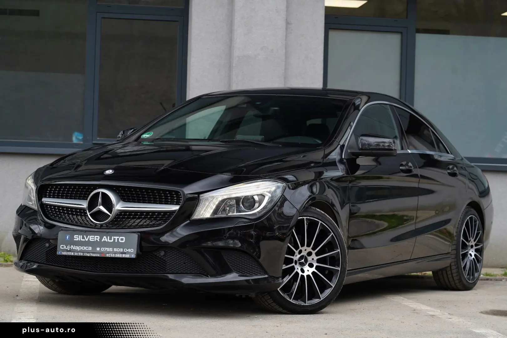 Mercedes-Benz CLA ver-200-d-4matic-7g--dct-peak-edition
