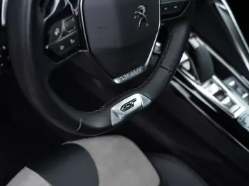 Peugeot 3008 PHEV EAT8 GT Pack