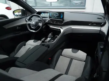 Peugeot 3008 PHEV EAT8 GT Pack