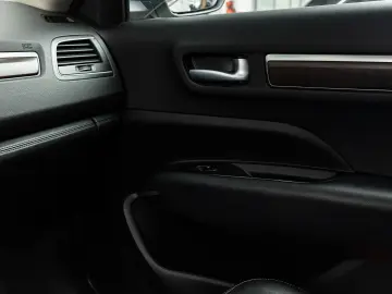 Renault Koleos ENERGY dCi 175 X-tronic 4WD INTENS