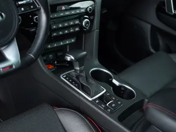 Kia Sportage 2 0 CRDI AWD Aut. GT Line