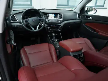 Hyundai Tucson 2.0 CRDI 4WD Automatik Premium