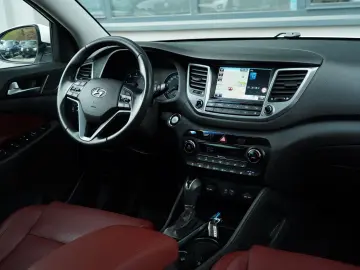 Hyundai Tucson 2.0 CRDI 4WD Automatik Premium