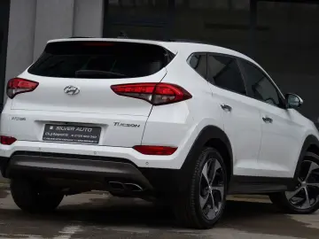 Hyundai Tucson 2.0 CRDI 4WD Automatik Premium