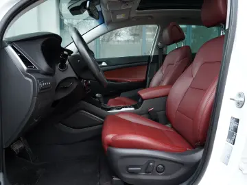 Hyundai Tucson 2.0 CRDI 4WD Automatik Premium