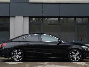 Mercedes-Benz CLA ver-200-d-4matic-7g--dct-peak-edition