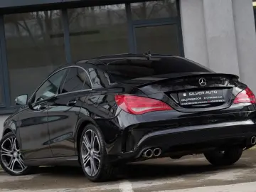 Mercedes-Benz CLA ver-200-d-4matic-7g--dct-peak-edition