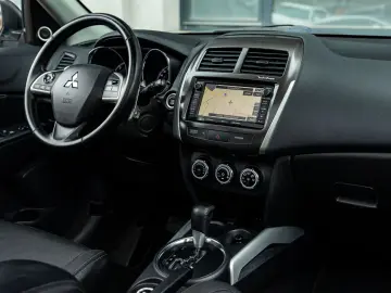 Mitsubishi ASX 2.2 DI-D 4WD Automatik Instyle