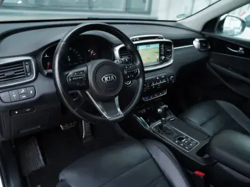 Kia Sorento 2.2 CRDi AWD Aut. Platinum Edition