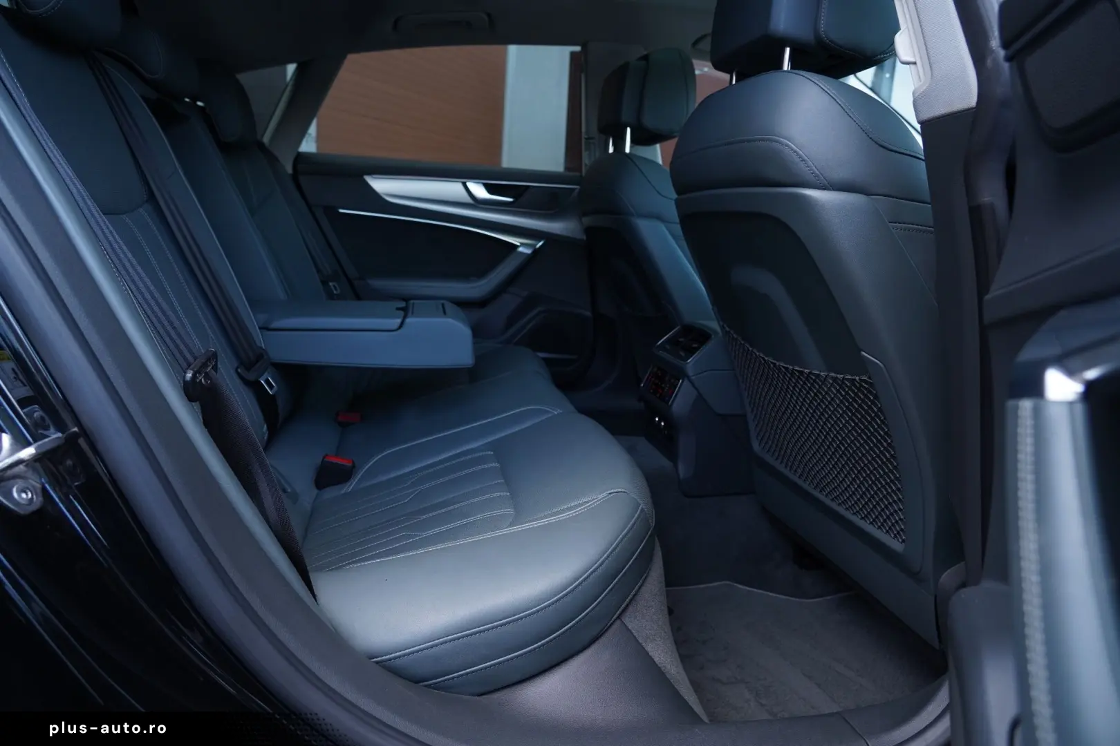 Audi a7 55 tfsi Quattro 340 cp Mild Hybrid ( 4x4 permanent )