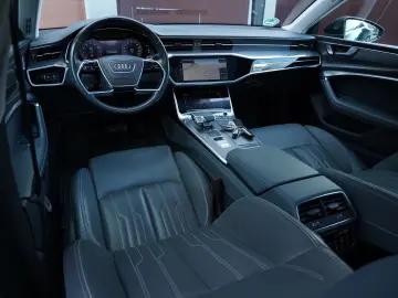 Audi a7 55 tfsi Quattro 340 cp Mild Hybrid ( 4x4 permanent )