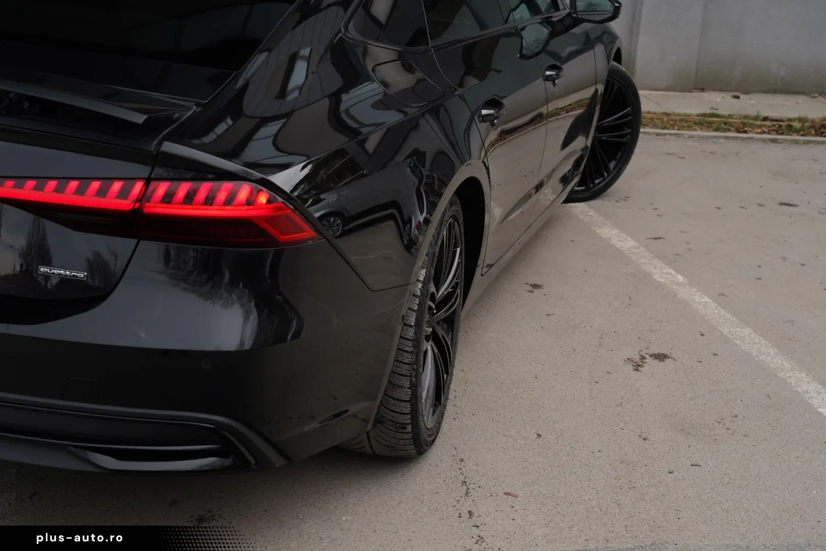 Audi a7 55 tfsi Quattro 340 cp Mild Hybrid ( 4x4 permanent )