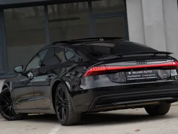 Audi a7 55 tfsi Quattro 340 cp Mild Hybrid ( 4x4 permanent )