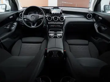 Mercedes-Benz GLC 220 d 4MATIC 9G-TRONIC