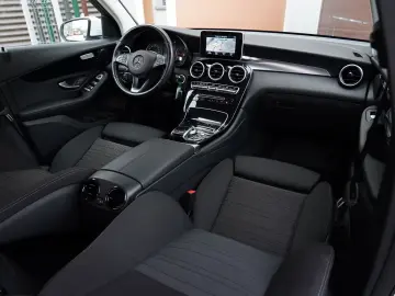 Mercedes-Benz GLC 220 d 4MATIC 9G-TRONIC
