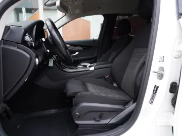 Mercedes-Benz GLC 220 d 4MATIC 9G-TRONIC