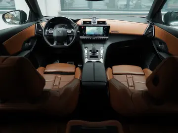 Citroën DS7 4x4 300 OPERA