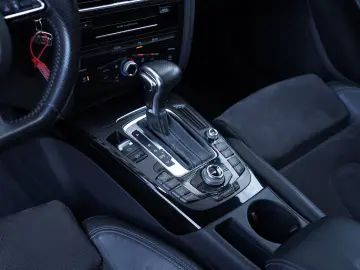 Audi A4 2.0 TDI DPF clean multitronic S line Sportpaket