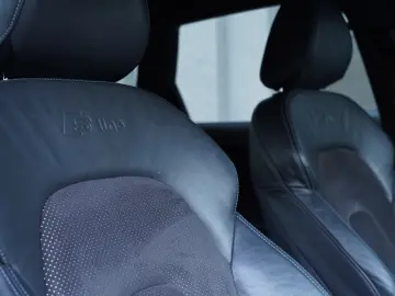 Audi A4 2.0 TDI DPF clean multitronic S line Sportpaket