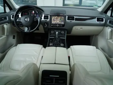 Volkswagen Touareg 3.0 V6 TDI SCR Blue Motion DPF Automatik