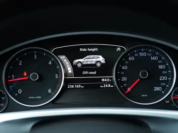 Volkswagen Touareg 3.0 V6 TDI SCR Blue Motion DPF Automatik