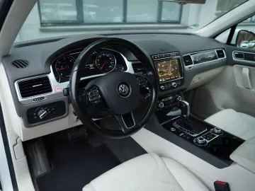 Volkswagen Touareg 3.0 V6 TDI SCR Blue Motion DPF Automatik