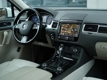 Volkswagen Touareg 3.0 V6 TDI SCR Blue Motion DPF Automatik