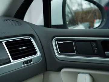 Volkswagen Touareg 3.0 V6 TDI SCR Blue Motion DPF Automatik