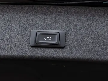 Audi A4 2.0 TDI S tronic quattro sport