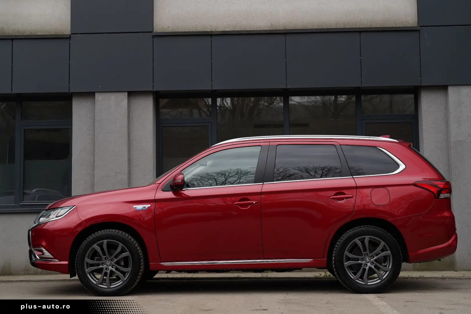 Mitsubishi Outlander 2.0 4WD Plus