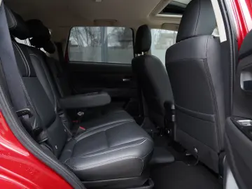 Mitsubishi Outlander 2.0 4WD Plus