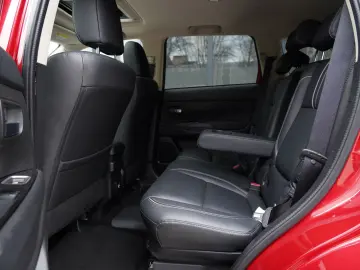 Mitsubishi Outlander 2.0 4WD Plus