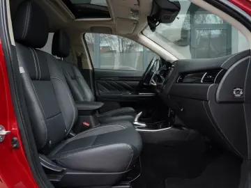 Mitsubishi Outlander 2.0 4WD Plus