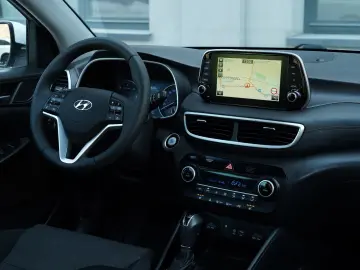 Hyundai Tucson blue 1.6 CRDi 4WD DCT Premium