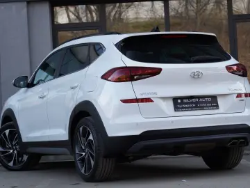 Hyundai Tucson blue 1.6 CRDi 4WD DCT Premium