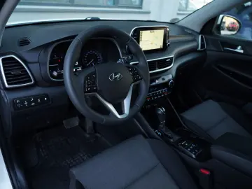 Hyundai Tucson blue 1.6 CRDi 4WD DCT Premium