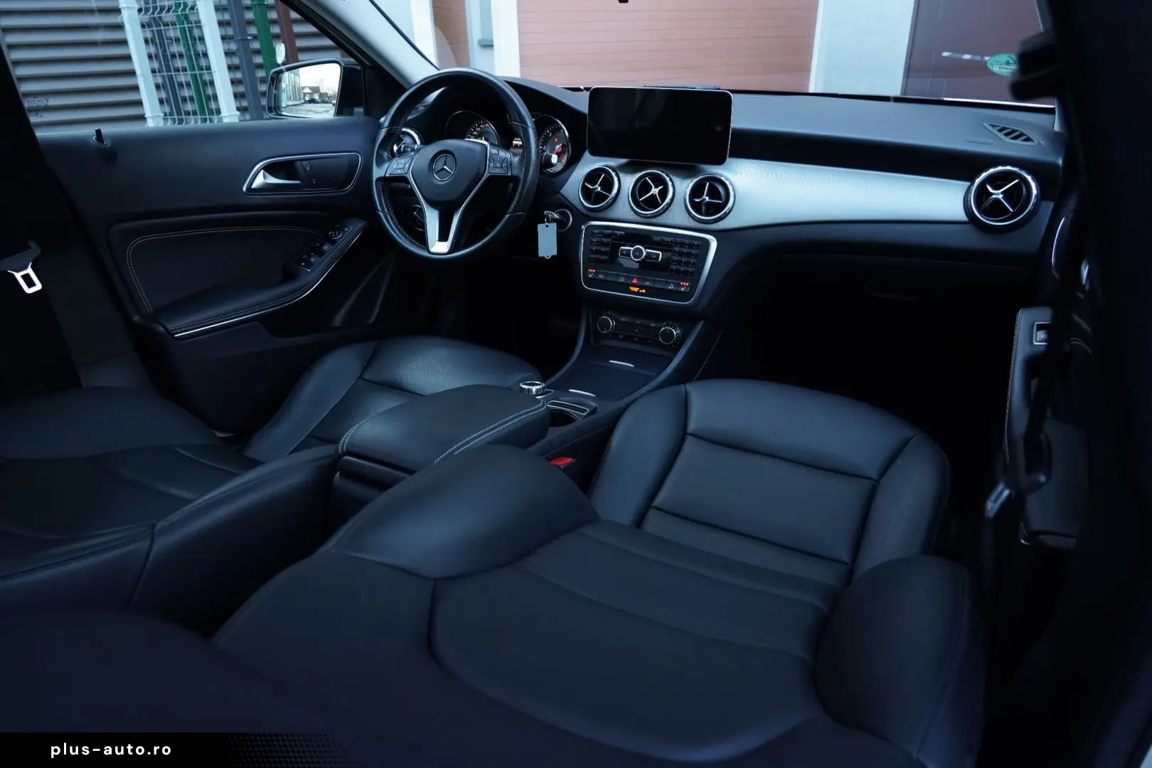 Mercedes-Benz Gla Gen-X156-2013-2019