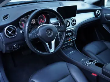 Mercedes-Benz Gla Gen-X156-2013-2019