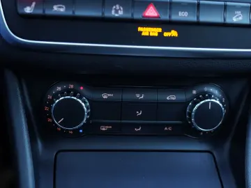 Mercedes-Benz Gla Gen-X156-2013-2019