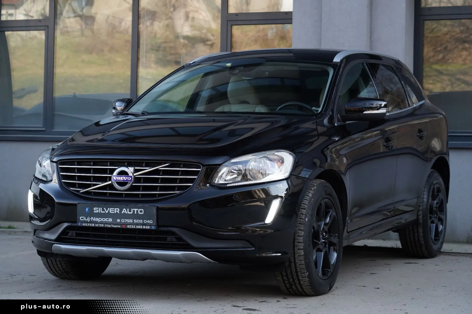 VOLVO -XC60 Ocean Race