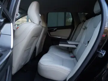 VOLVO -XC60 Ocean Race