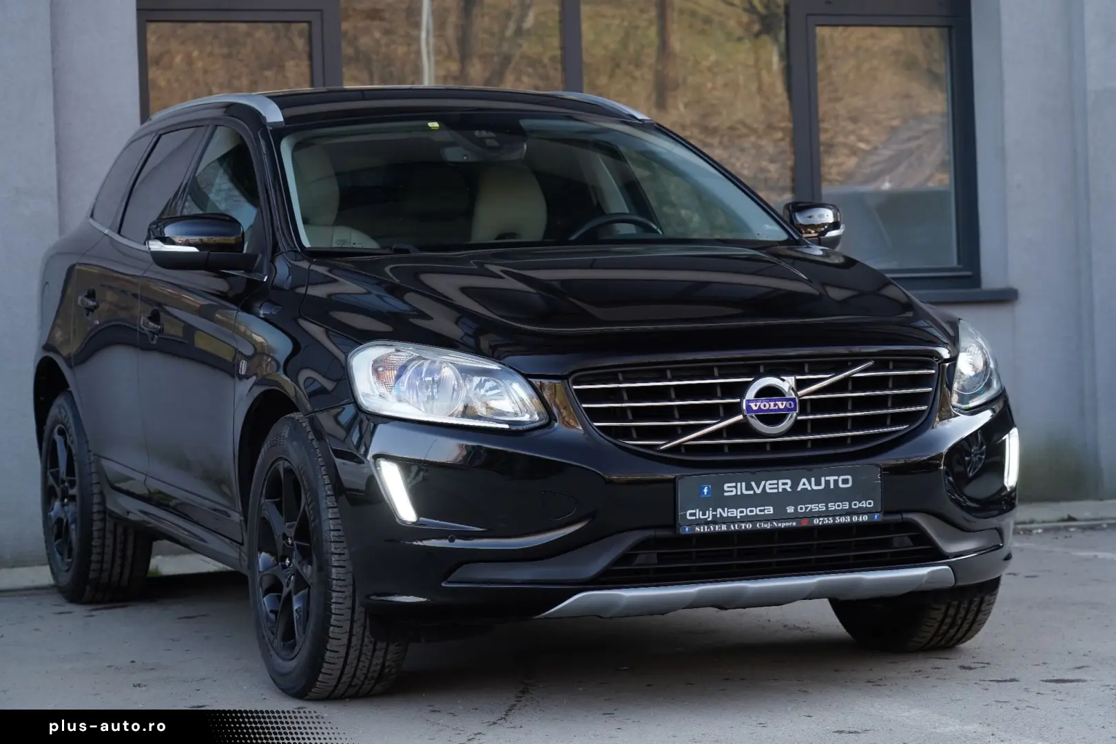 VOLVO -XC60 Ocean Race